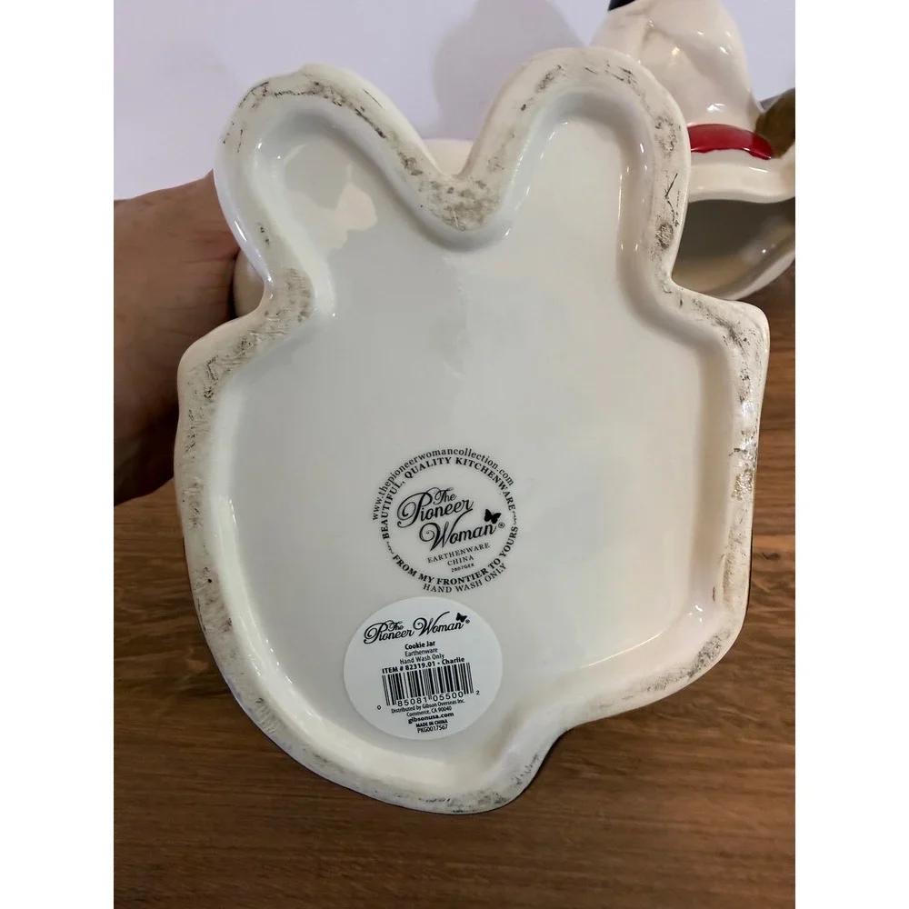 The Pioneer Woman charming ceramic